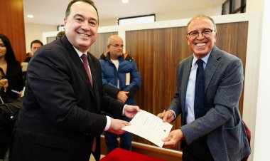 ‘Sarışın Bir Kurt’  Atatürk Sergisi Ziyaretçileriyle Buluştu