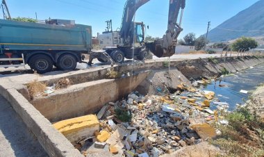 Bozköy Deresi’nde 150 Kamyonluk Dev Temizlik