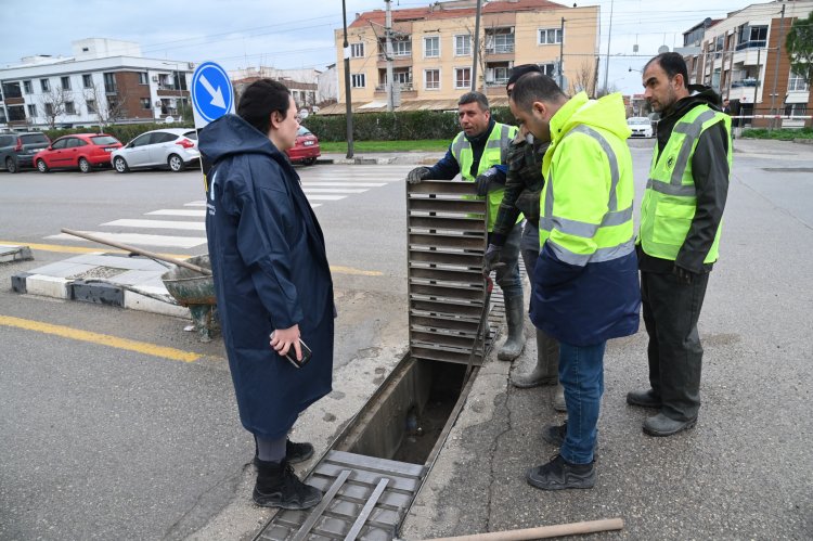 Büyükşehir ve MASKİ Ekipleri Bin Personel ile Sahada