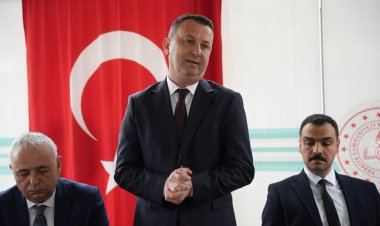 Başkan Kayserili ’den Akhisar’da Bayram Mesaisi: Hemşerileriyle Kucaklaştı