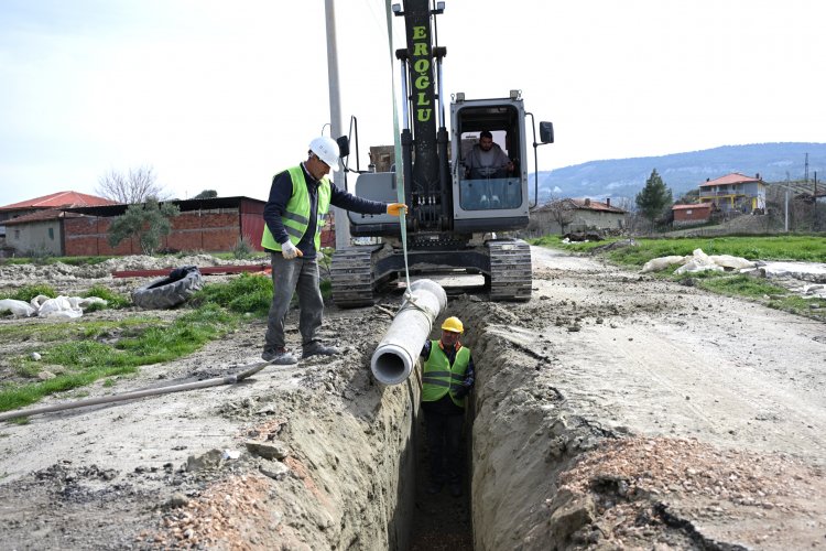 Selendi’de İki Mahallenin Daha Altyapı Sorunu Tarih Oluyor