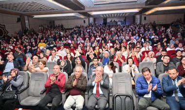 Manisa’da İsmail Altunsaray ile Türkü Dolu Gece