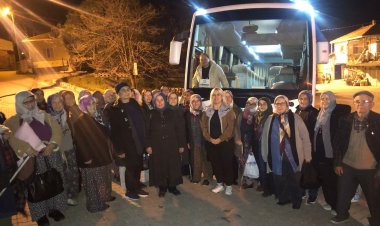 Manisa Büyükşehir Belediyesi’nin katkılarıyla ve Akhisar CHP Kadın Kolları Başkanı Yıldız Polat ile yönetiminin aracılığıyla düzenlenen Çanakkale gezisine Başlamış Köyü kadınları katılım sağladı.