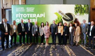 Mesir’in Şifa Mirası Bilimle Buluştu: Manisa’da Fitoterapi Günleri Başladı