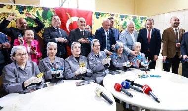 Halka Saçılacak10 Ton Mesir Macunu Dualarla Hazırlandı