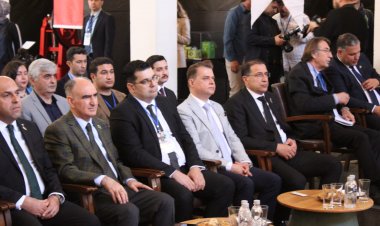 AKHİSAR’DA ZEYTİN ÇALIŞTAYI GERÇEKLEŞTİRİLDİ