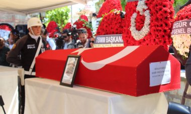 Şehit Polis Akhisar’da Son Yolculuğuna Uğurlandı