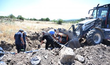 Yunusemre Karakılıçlı’da İçme Suyu Hattı Yenileniyor
