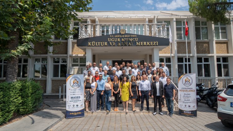 MANİSA EMLAKÇILARI AKHİSAR'DA BULUŞTU: ODA KURULUŞ SÜRECİNDE TARİHİ EŞİK AŞILDI