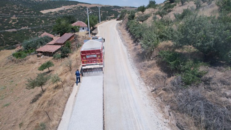 Manisa Büyükşehir’den Kula’da 12,5 Kilometrelik Yol Hamlesi