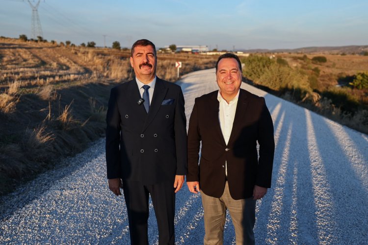 Başkan Dutlulu, Kula’da 30 Kilometrelik Yol Çalışmasını İnceledi